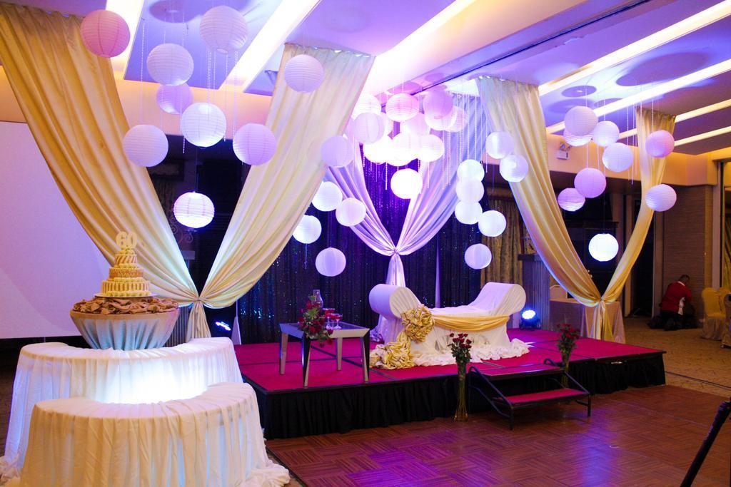 Manila Grand Opera Hotel Екстериор снимка