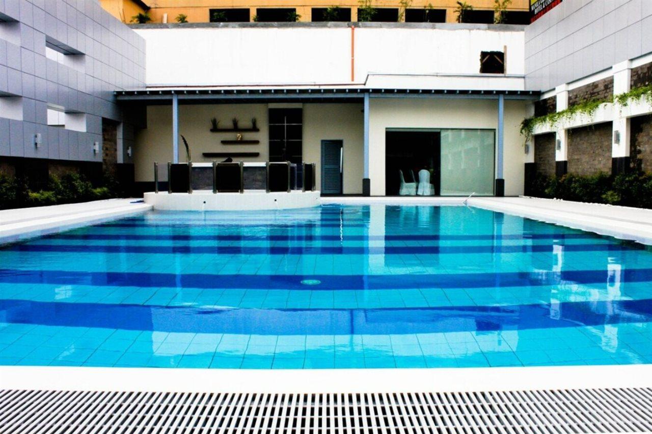 Manila Grand Opera Hotel Екстериор снимка