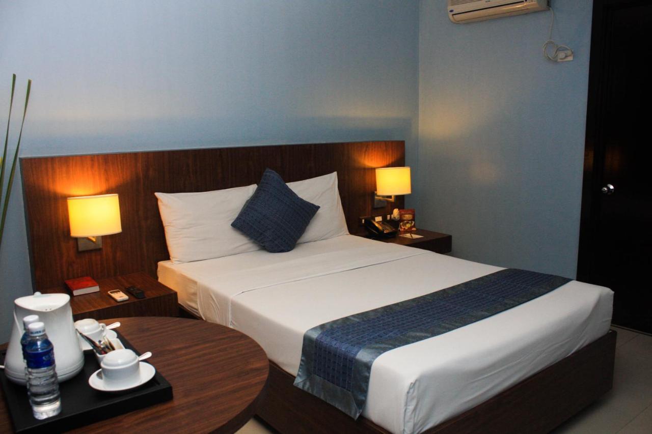 Manila Grand Opera Hotel Екстериор снимка