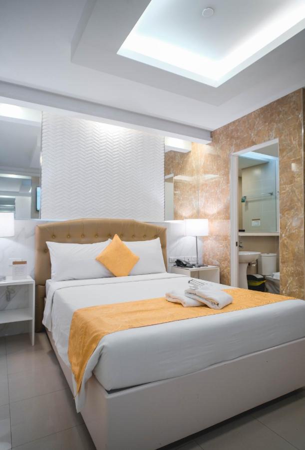 Manila Grand Opera Hotel Екстериор снимка