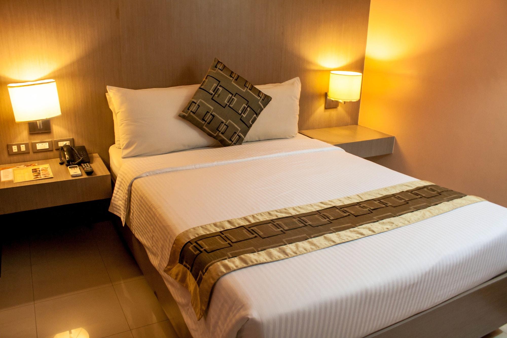 Manila Grand Opera Hotel Екстериор снимка